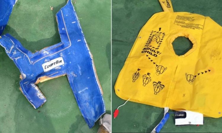 As Forças Armadas do Egito encontraram ontem algumas peças do avião e restos humanos em uma área no mar situada cerca de 290 quilômetros ao norte da cidade egípcia de Alexandria/Foto:internet