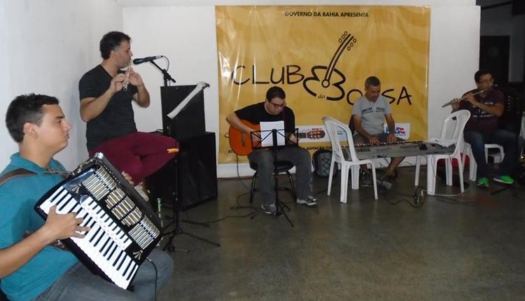 A cantora Hanna será acompanhada pela banda juazeirense Clube da Bossa/Foto: Asssessoria
